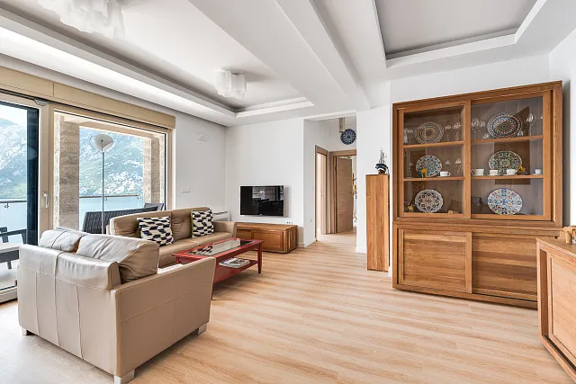 107 m² große 3-Zimmer-Wohnung mit Panoramablick auf das Meer in Kostanjica — photo 7