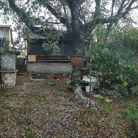 Einstöckiges Haus zum Verkauf in Krimovica