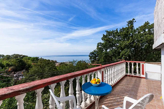 Gemütliches Haus mit Terrasse und Meerblick in Bar — photo 41