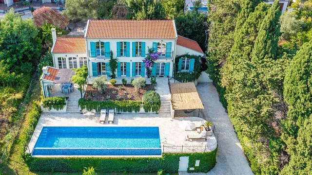 Luxuriöse Villa mit Meerblick in Baosici, Herceg Novi