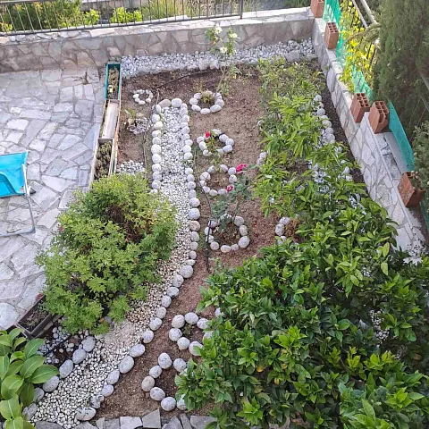 Ein dreistöckiges Haus in Dobre Vode — photo 47