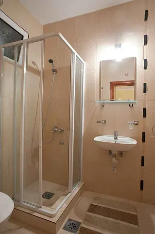 Bullyaritsa-Hotels — photo 21