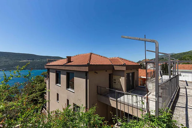 Ausgezeichnete Villa im Zentrum von Herceg Novi — photo 36