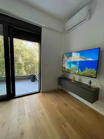 Apartment mit einem Schlafzimmer in einem neu gebauten Komplex in Bečići mit Swimmingpool auf dem Dach — photo 5