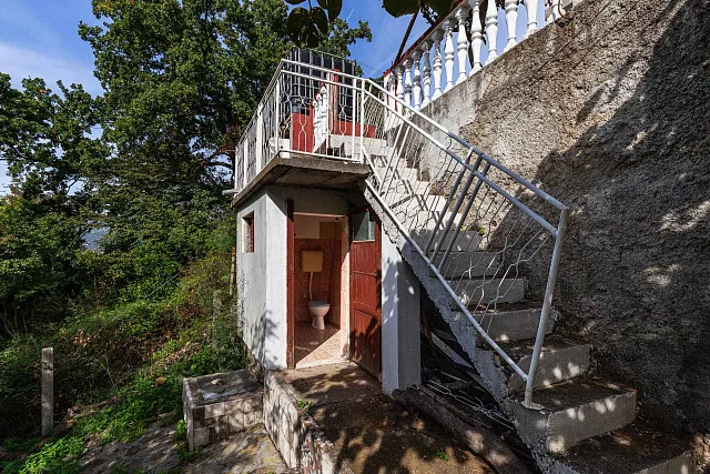 Gemütliches Haus mit Terrasse und Meerblick in Bar — photo 47