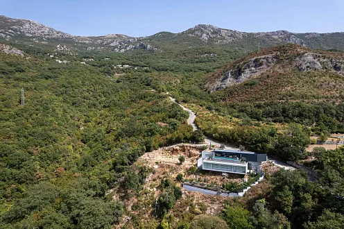 EXKLUSIVE INVESTITIONSMÖGLICHKEIT IN DER NÄHE VON KAMENOVO UND SVETI STEFAN — photo 3