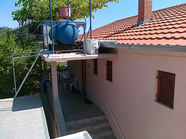Dreistöckiges Haus zum Kauf in Herceg Novi