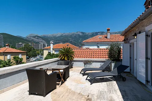 Charmante Maisonette-Wohnung im Herzen der Altstadt von Budva