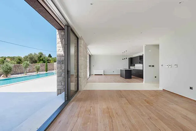 Luxusvilla mit Pool und spektakulärem Meerblick — photo 9