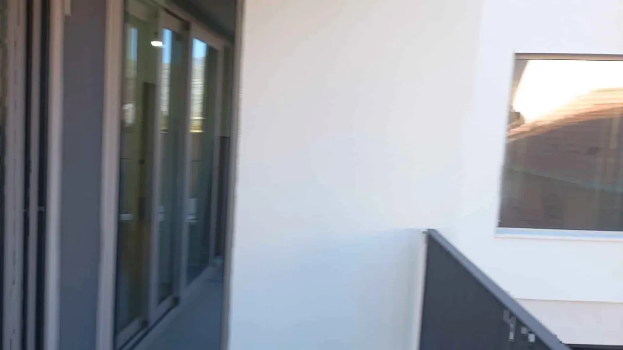 # 6788 Wohnung in Dobrota in einem Komplex mit Pool