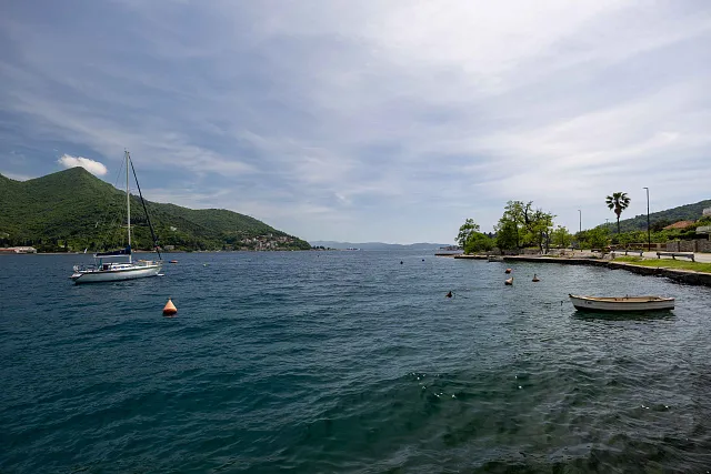 Vollständig renoviertes Steinhaus mit 3 Schlafzimmern und großer Terrasse, Đurići — photo 42