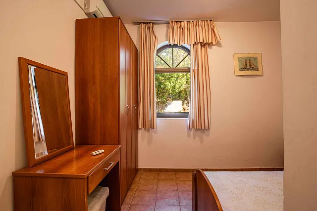 Gemütliche Wohnung in Bigovo direkt am Meer — mit Terrasse und Meerblick — photo 11
