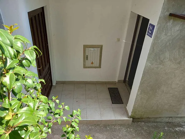 2-bedroom apartment in Bijela  — photo 22