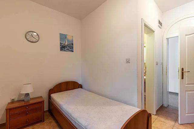 Gemütliche Wohnung in Bigovo direkt am Meer — mit Terrasse und Meerblick — photo 13