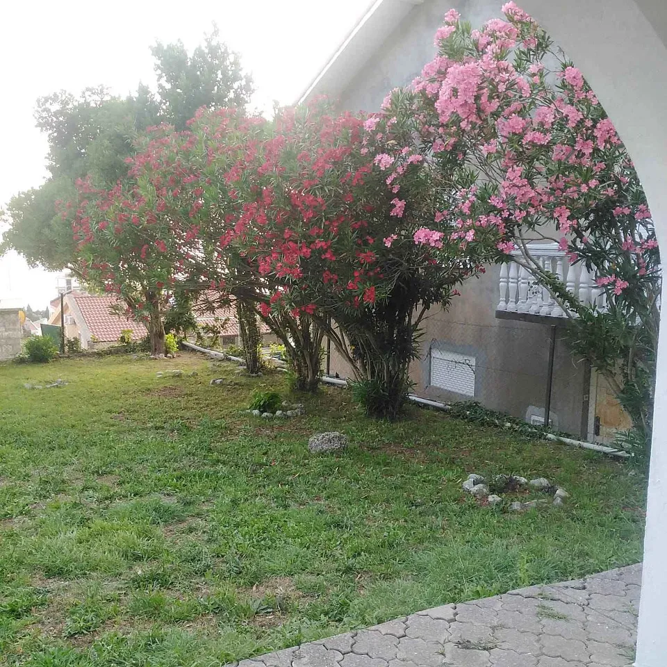 Zu verkaufen Haus in Petrovac mit Meerblick