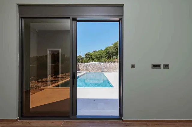 Luxusvilla mit Pool und spektakulärem Meerblick — photo 13