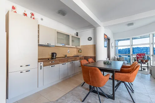 71 m² Wohnung mit Panoramablick auf das Meer in Bečići