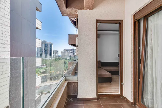 Wohnung zum Verkauf im Zentrum von Budva mit Meerblick