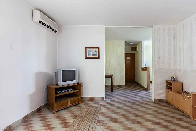 Wohnung im Zentrum von Petrovac — photo 11