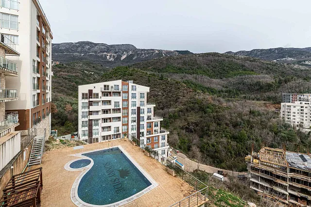 Geräumige 64 m² Wohnung in Bečići mit Meerblick — photo 13