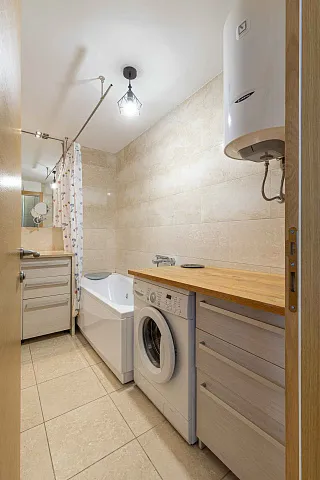 Moderne, Komfortable und Vollständig Ausgestattete Ein-Zimmer-Wohnung in der Nähe des Strandes — photo 12