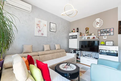 Ein-Zimmer-Wohnung – eine ausgezeichnete Investition in Budva.
