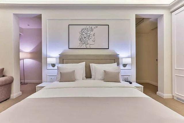 Luxuriöses Hotel im Zentrum von Budva