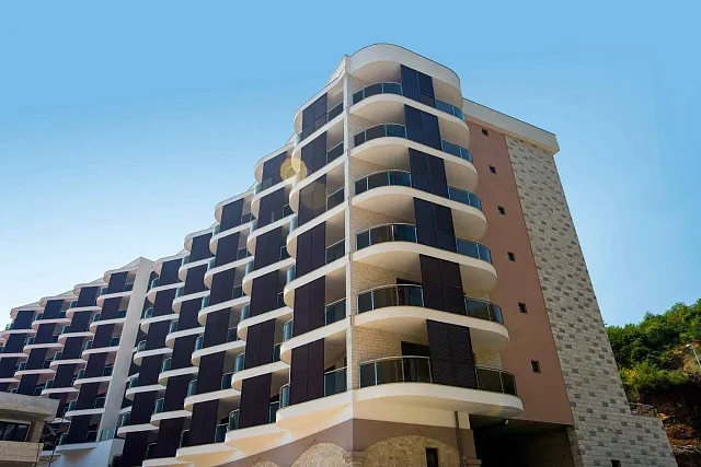 Apartments in a new complex in Becici
