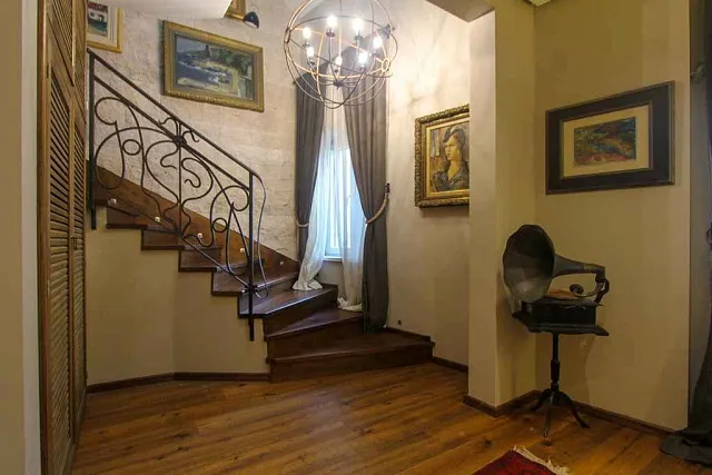 Charmante Maisonette-Wohnung im Herzen der Altstadt von Budva — photo 9