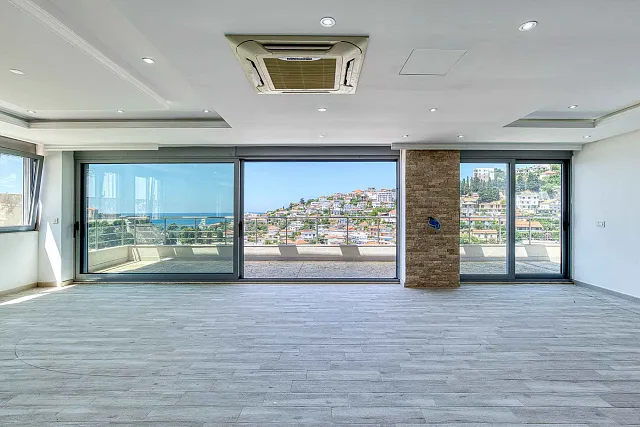 Penthouse in Ulcinj mit Meerblick — photo 6