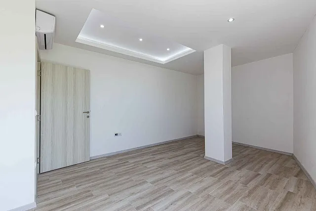 Penthouse in Ulcinj mit Meerblick — photo 22