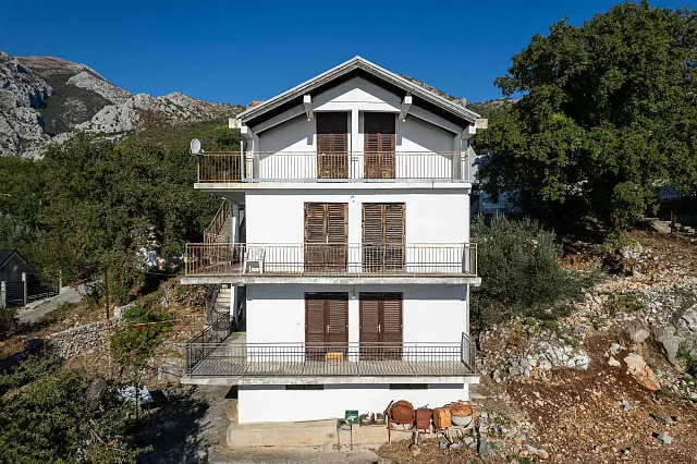 Haus in Ratac, Bar, mit 1.600 m² Grundstück — ca. 350 m² — photo 28
