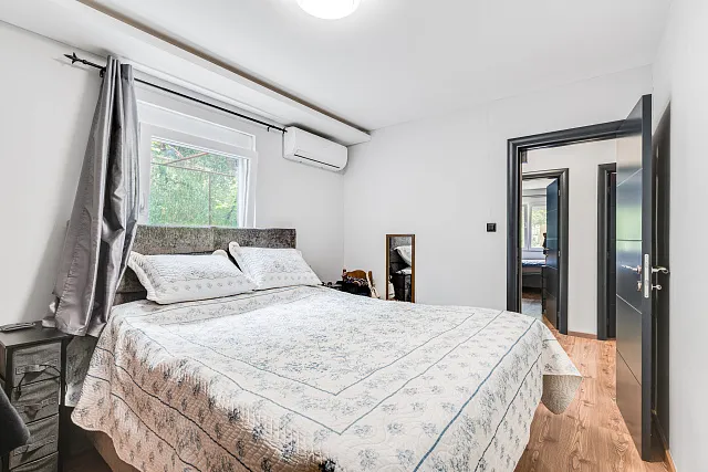 Renoviertes Haus mit 4 Schlafzimmern, 120 m², mit Blick auf die Altstadt von Kotor — photo 7