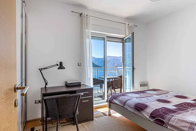 kotor Dobrota 2 sobe sea view — photo 21
