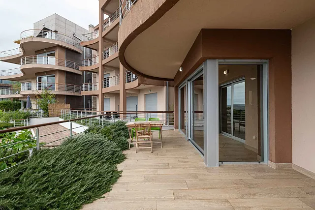 Zu verkaufen: Großzügige 3-Zimmer-Wohnung mit Meerblick und 40 m² großer Terrasse — photo 33