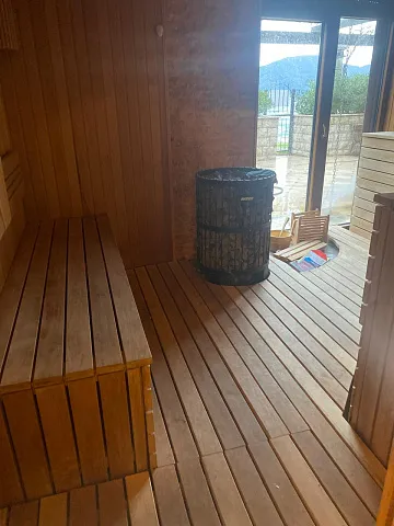 #6770 Villa on the first line in Krašići, 240 m²” — photo 12