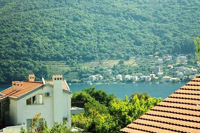 465m2 Land in Kamenari — photo 4