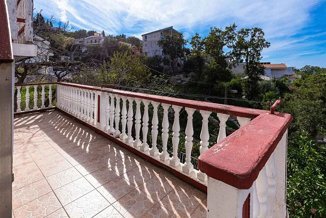 Gemütliches Haus mit Terrasse und Meerblick in Bar — photo 29