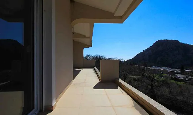 4163 Bar Sutomore House 12r 600m2 — photo 1