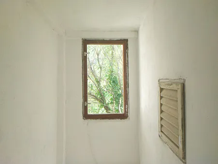 Haus mit zwei Wohnungen in Becici