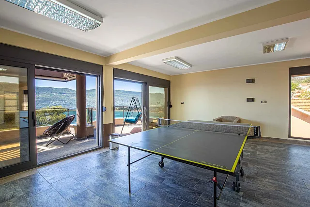Ausgezeichnete Villa im Zentrum von Herceg Novi — photo 23