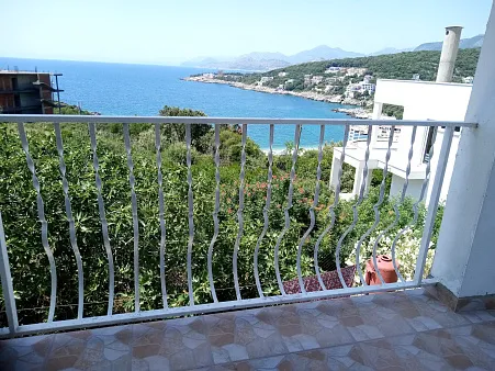 Haus in Utekha mit Meerblick