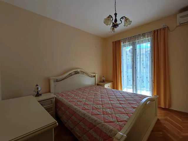 Reihenhaus mit Poolblick in Kotor, Lastva — 107 m² + Terrassen — photo 6