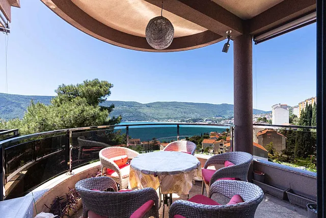 Ausgezeichnete Villa im Zentrum von Herceg Novi — photo 42