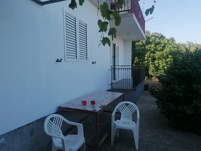 2-bedroom apartment in Bijela  — photo 17