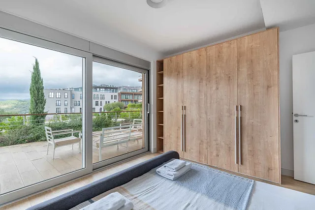 Zu verkaufen: Großzügige 3-Zimmer-Wohnung mit Meerblick und 40 m² großer Terrasse — photo 29