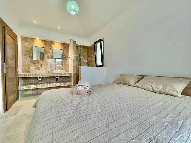 Neu gebaute Villa mit atemberaubendem Panoramablick auf die Riviera von Budva — photo 16