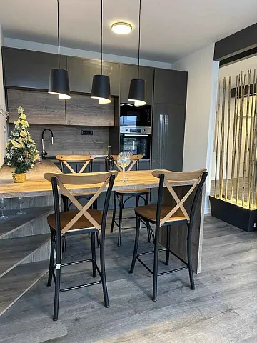 Zu verkaufen neue Villa in Kolasin in der Nähe des Skizentrums — photo 9