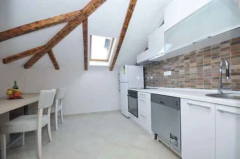 Geräumige Wohnung mit 4 Schlafzimmern in Bečići — 137 m² — photo 3