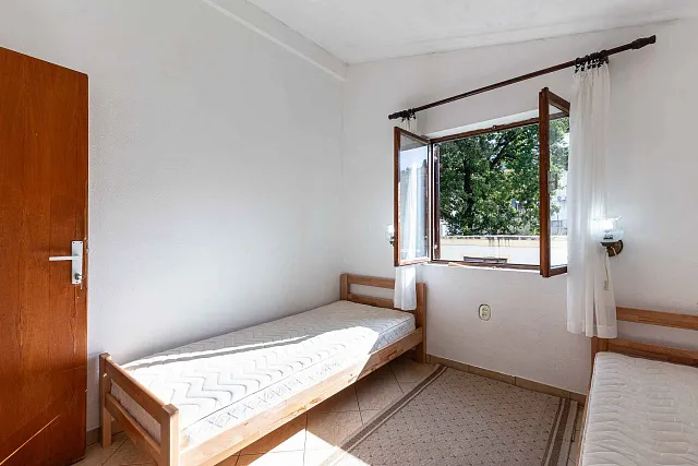 Gemütliches Haus mit Terrasse und Meerblick in Bar — photo 13